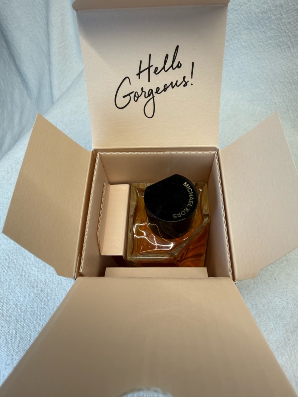 Exude Confidence Michael Kors “Gorgeous” Eau de Parfum Wonderful Feminine Scent - Picture 4 of 4